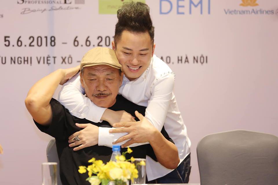 Sao Việt hôm nay (26/4): Võ Hoàng Yến hóa nữ thần đu đủ, Tùng Dương bày tỏ niềm hạnh phúc đứng chung sân khấu với nghệ sĩ gạo cội - Ảnh 6.