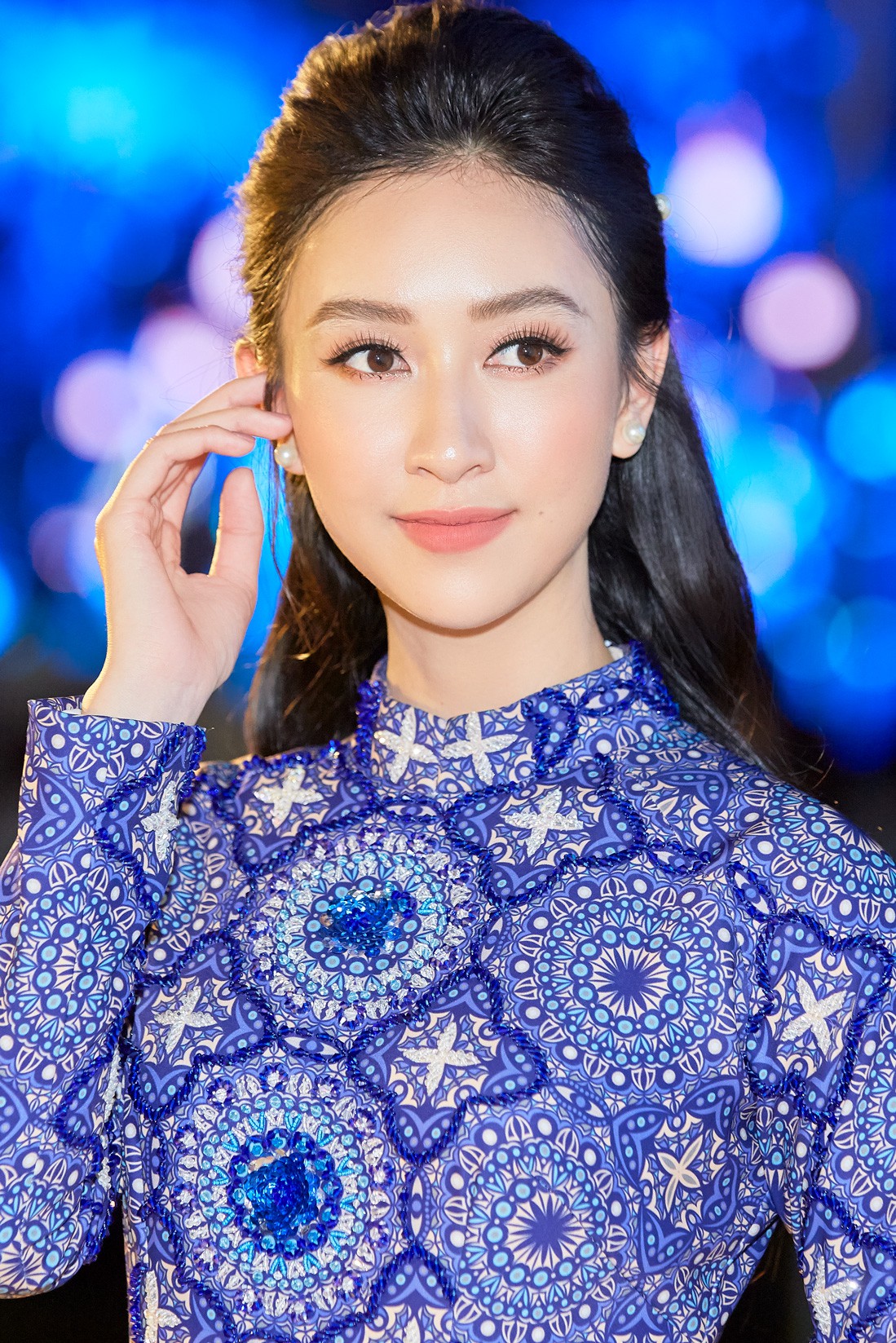 Hà Thu: Càng đi hát, tôi càng mới thương nghề ca sĩ - Ảnh 2. Hà Thu: Càng đi hát, tôi càng mới thương nghề ca sĩ - Ảnh 2.