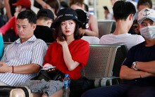Hà Nội: Đông nghẹt người dân đổ về bến xe về quê nghỉ lễ 30/4 - 1/5