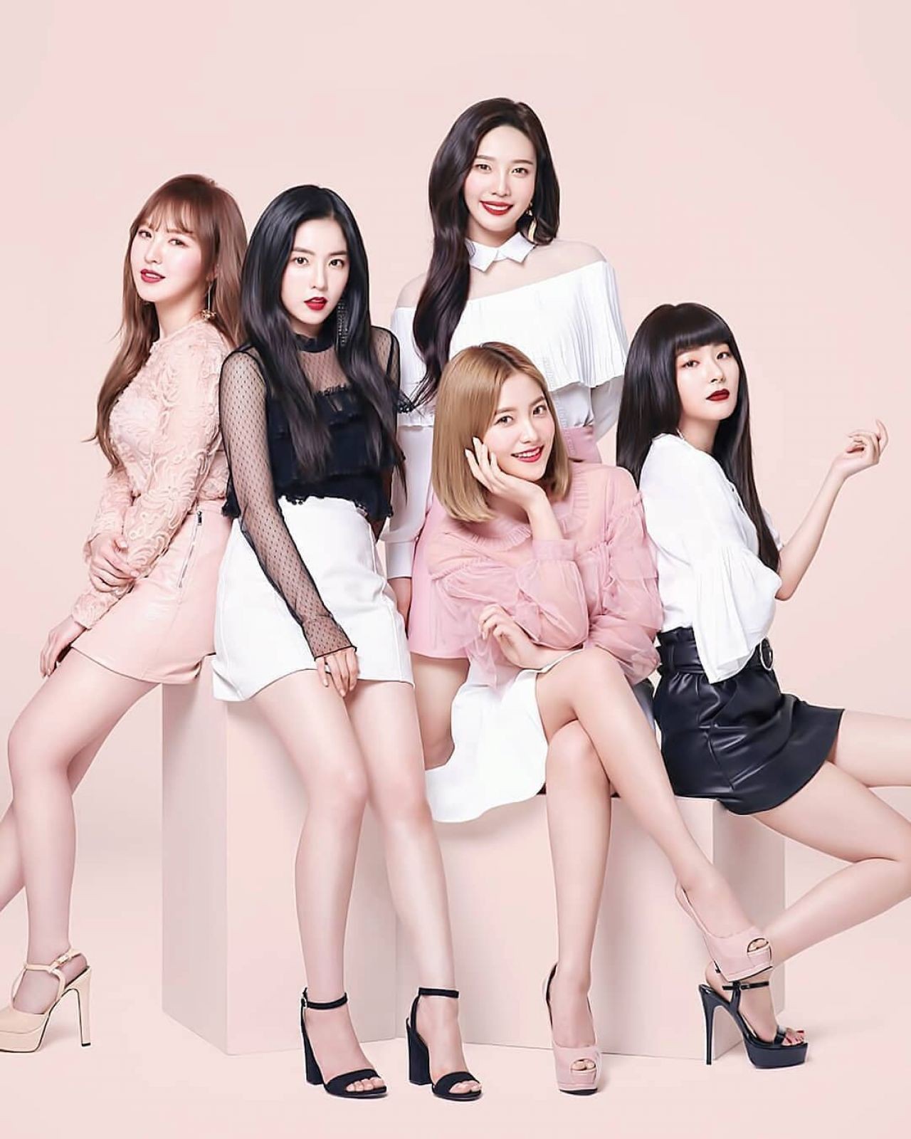 Trước thềm V Heart Beat tháng 4: Bạn biết gì Red Velvet và Weki Meki? - Ảnh 1. Trước thềm V Heart Beat tháng 4: Bạn biết gì Red Velvet và Weki Meki? - Ảnh 1.