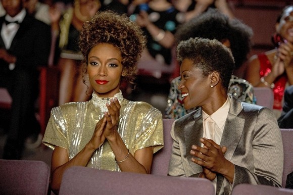 Mối tình đồng tính của Whitney Houston lần đầu tiên được tiết lộ khiến nhiều người bất ngờ - Ảnh 1. Mối tình đồng tính của Whitney Houston lần đầu tiên được tiết lộ khiến nhiều người bất ngờ - Ảnh 1.
