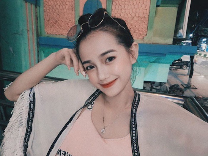 Nữ du học sinh Lào gây ấn tượng với đẹp thánh thiện và biết 5 thứ tiếng - Ảnh 8. Nữ du học sinh Lào gây ấn tượng với đẹp thánh thiện và biết 5 thứ tiếng - Ảnh 8.