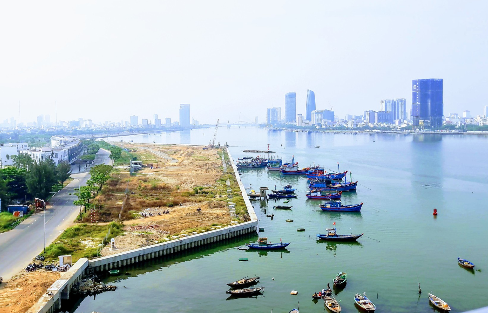 Thủ tướng Chính phủ chỉ đạo điểm tra, xử lí việc lấn sông Hàn làm dự án - Ảnh 1. Thủ tướng Chính phủ chỉ đạo điểm tra, xử lí việc lấn sông Hàn làm dự án - Ảnh 1.