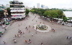 Hà Nội: Phố đi bộ thưa thớt lạ thường dịp nghỉ lễ 30/4