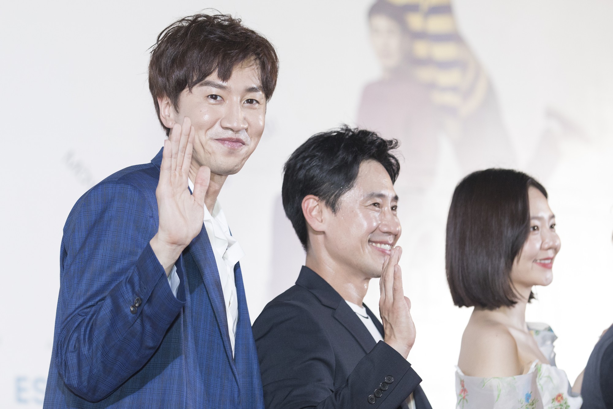 Trấn Thành phấn khích khi hội ngộ Running Man Hàn Quốc Lee Kwang Soo tại Việt Nam - Ảnh 8. Trấn Thành phấn khích khi hội ngộ Running Man Hàn Quốc Lee Kwang Soo tại Việt Nam - Ảnh 8.