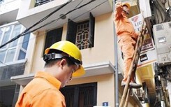 Tiền điện bất ngờ tăng vọt: Chuyên gia kinh tế chỉ ra điểm bất hợp lí