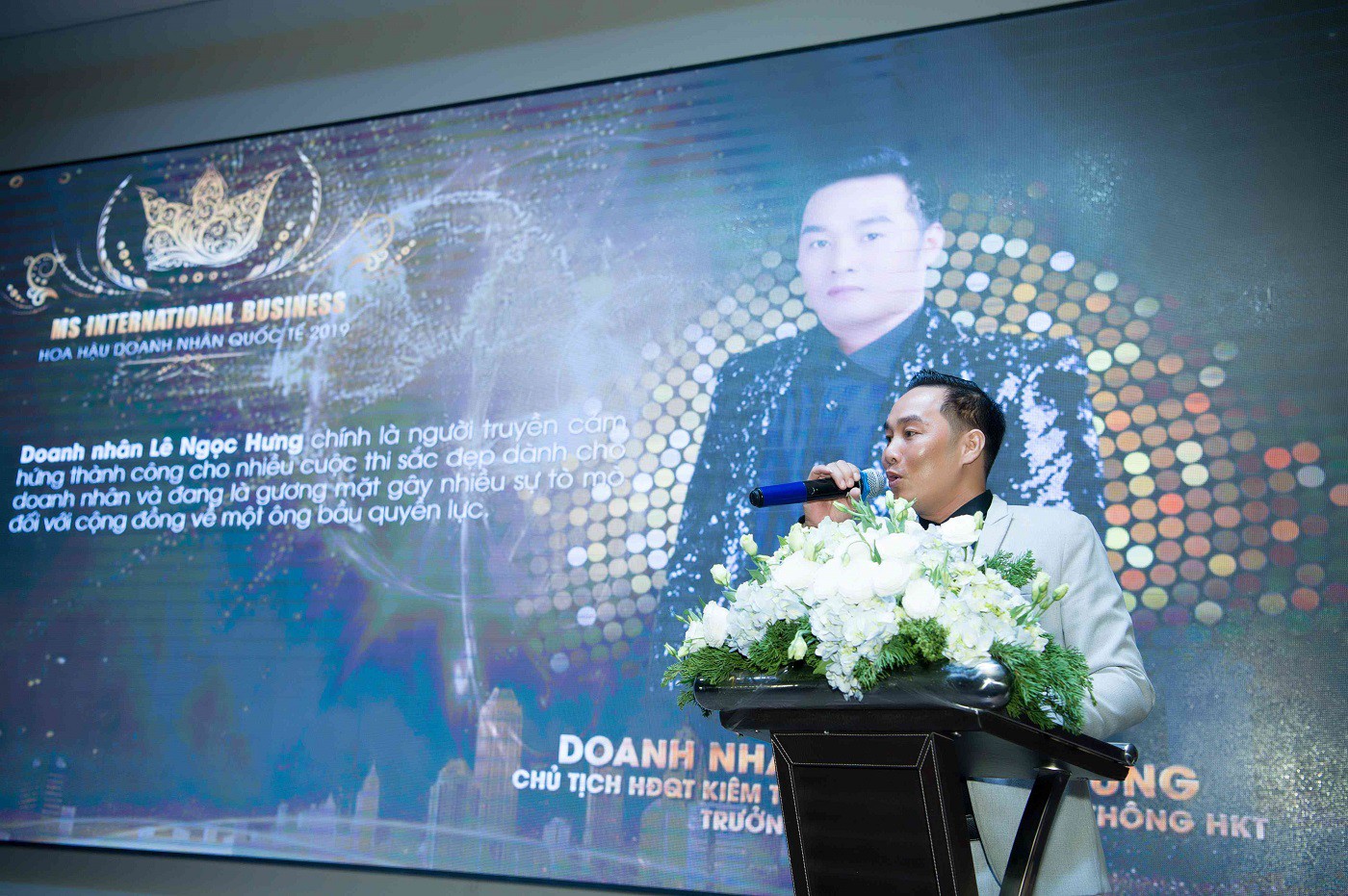Hơn 2,5 tỉ đồng cho người chiến thắng Hoa hậu Doanh nhân Quốc tế 2019 - Ảnh 1. Hơn 2,5 tỉ đồng cho người chiến thắng Hoa hậu Doanh nhân Quốc tế 2019 - Ảnh 1.