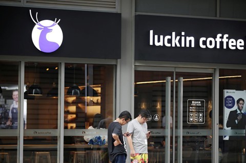 Tỉ phú Trung Quốc và quyết tâm đánh bại cà phê Starbucks - Ảnh 4.