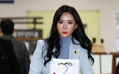 Vụ diễn viên 'Vườn sao băng' tự tử vì bị cưỡng hiếp: 'Phụ nữ cao trên 1,7 m sẽ không thể bị bắt cóc hay giết hại'