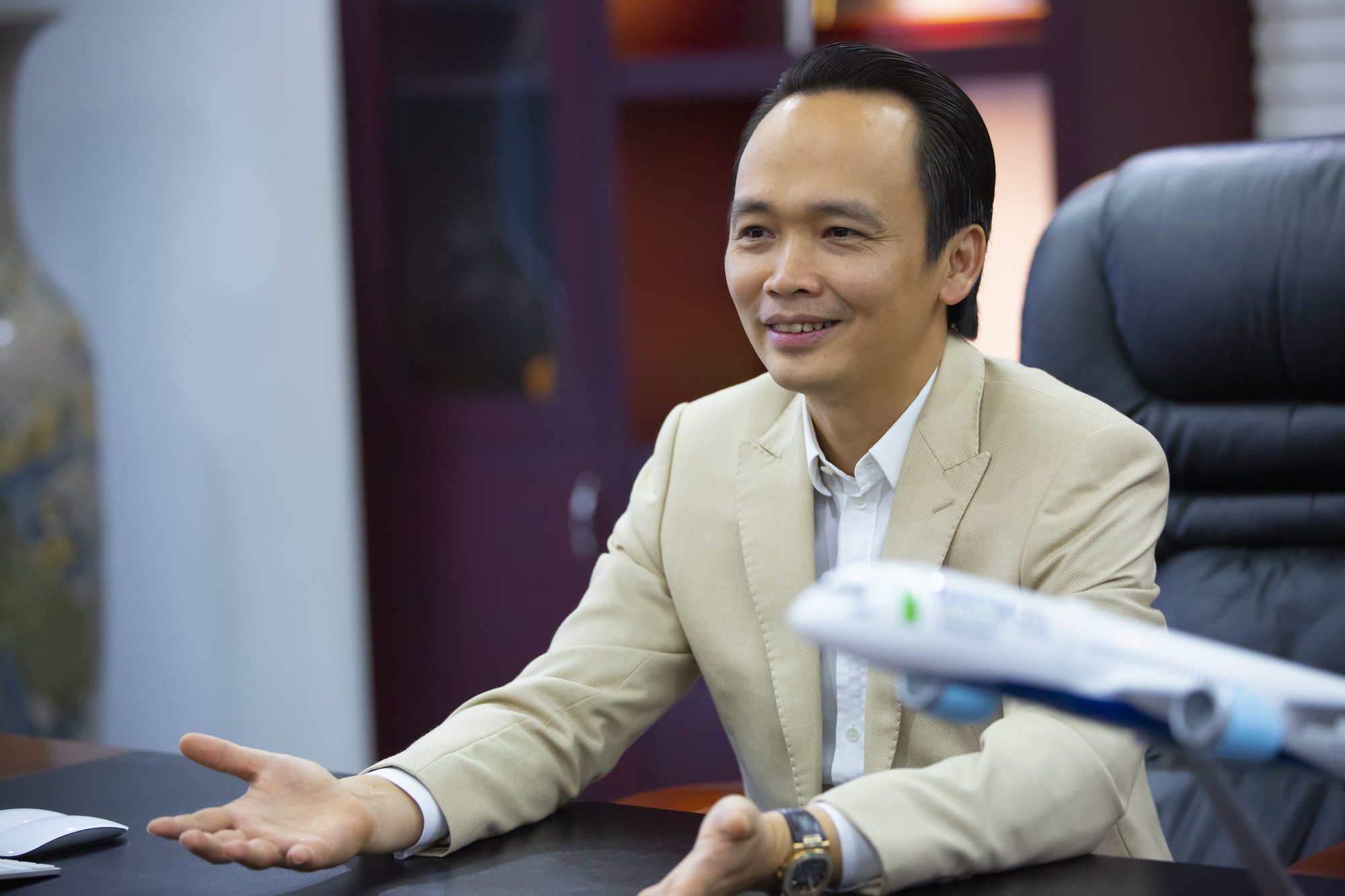 Bamboo Airways vừa cất cánh, lợi nhuận doanh nghiệp của đại gia Trịnh Văn Quyết giảm 12 lần, chỉ còn 8 tỉ đồng - Ảnh 2. Bamboo Airways vừa cất cánh, lợi nhuận doanh nghiệp của đại gia Trịnh Văn Quyết giảm 12 lần, chỉ còn 8 tỉ đồng - Ảnh 2.