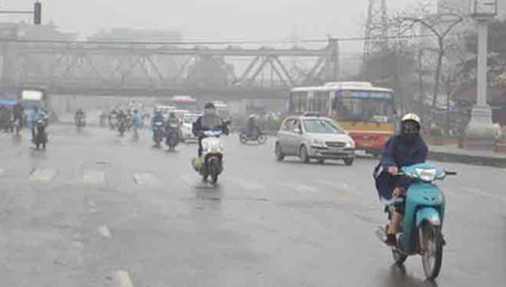 Dự báo thời tiết ngày mai 1/5: Miền Bắc mưa dông diện rộng và chấm dứt đợt nắng nóng kéo dài - Ảnh 3. Dự báo thời tiết ngày mai 1/5: Miền Bắc mưa dông diện rộng và chấm dứt đợt nắng nóng kéo dài - Ảnh 3.