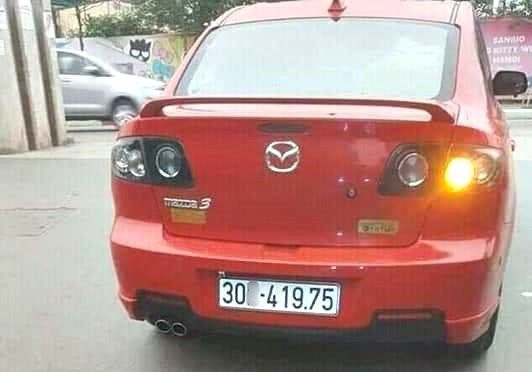 Chiếc xe máy biển số 30 tháng 4 1975 gây sốt - Ảnh 3. Chiếc xe máy biển số 30 tháng 4 1975 gây sốt - Ảnh 3.