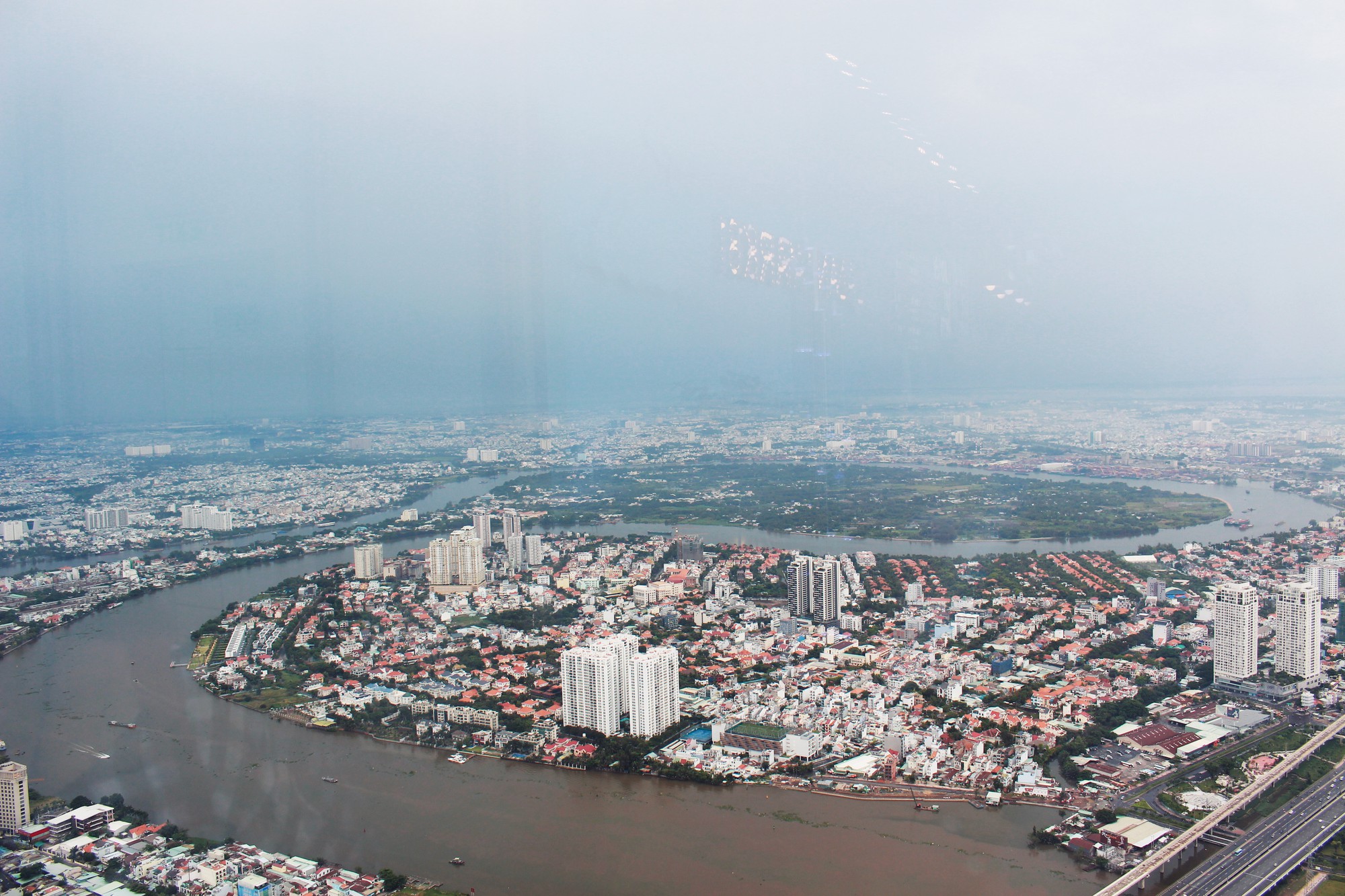 4 hướng Sài Gòn nhìn từ đỉnh Landmark 81 - toà nhà cao nhất Việt Nam - Ảnh 16. 4 hướng Sài Gòn nhìn từ đỉnh Landmark 81 - toà nhà cao nhất Việt Nam - Ảnh 16.