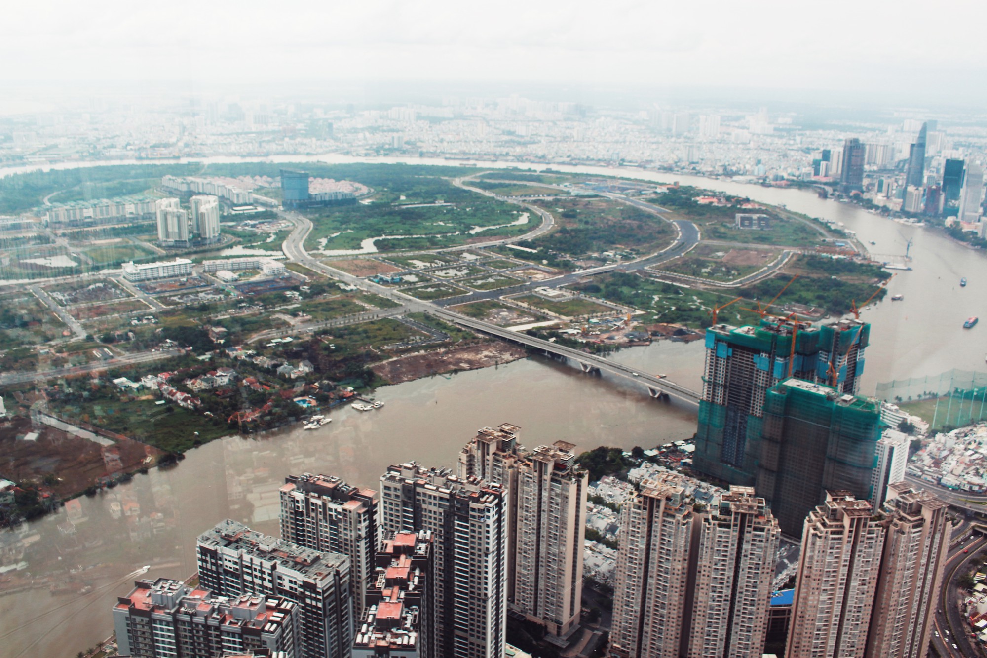 4 hướng Sài Gòn nhìn từ đỉnh Landmark 81 - toà nhà cao nhất Việt Nam - Ảnh 5. 4 hướng Sài Gòn nhìn từ đỉnh Landmark 81 - toà nhà cao nhất Việt Nam - Ảnh 5.