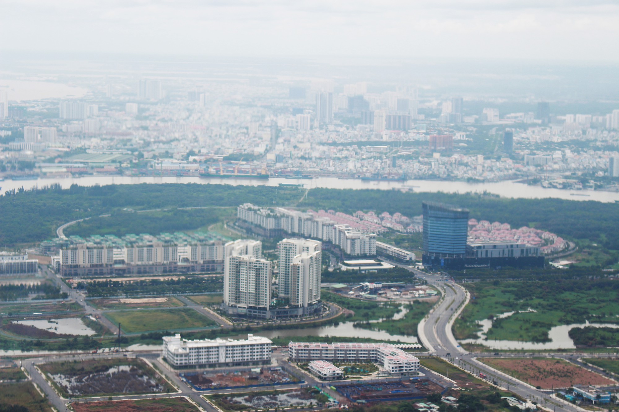 4 hướng Sài Gòn nhìn từ đỉnh Landmark 81 - toà nhà cao nhất Việt Nam - Ảnh 6. 4 hướng Sài Gòn nhìn từ đỉnh Landmark 81 - toà nhà cao nhất Việt Nam - Ảnh 6.