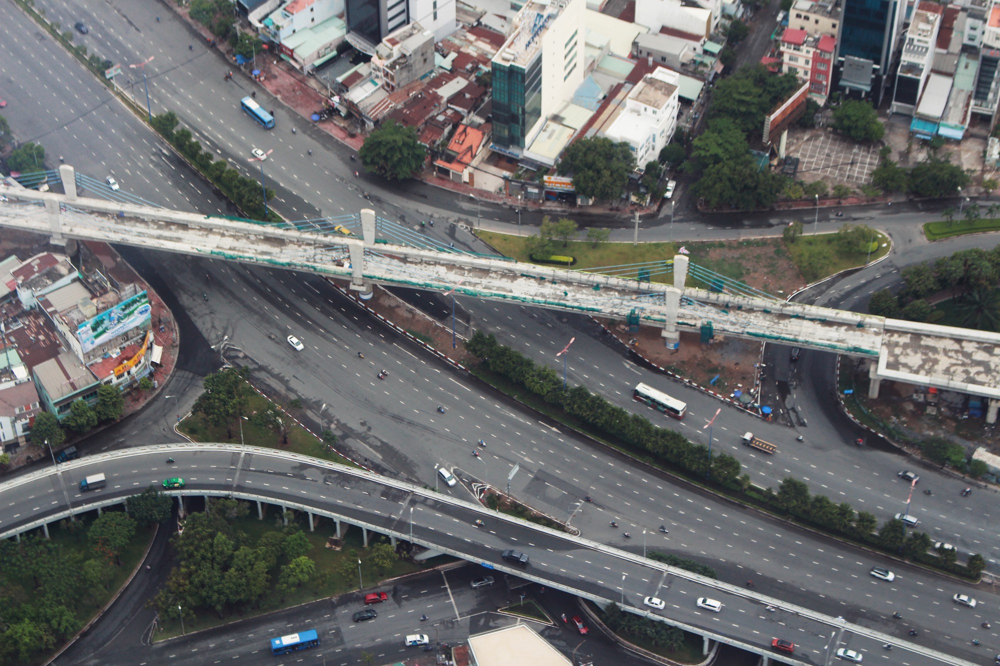 4 hướng Sài Gòn nhìn từ đỉnh Landmark 81 - toà nhà cao nhất Việt Nam - Ảnh 10. 4 hướng Sài Gòn nhìn từ đỉnh Landmark 81 - toà nhà cao nhất Việt Nam - Ảnh 10.