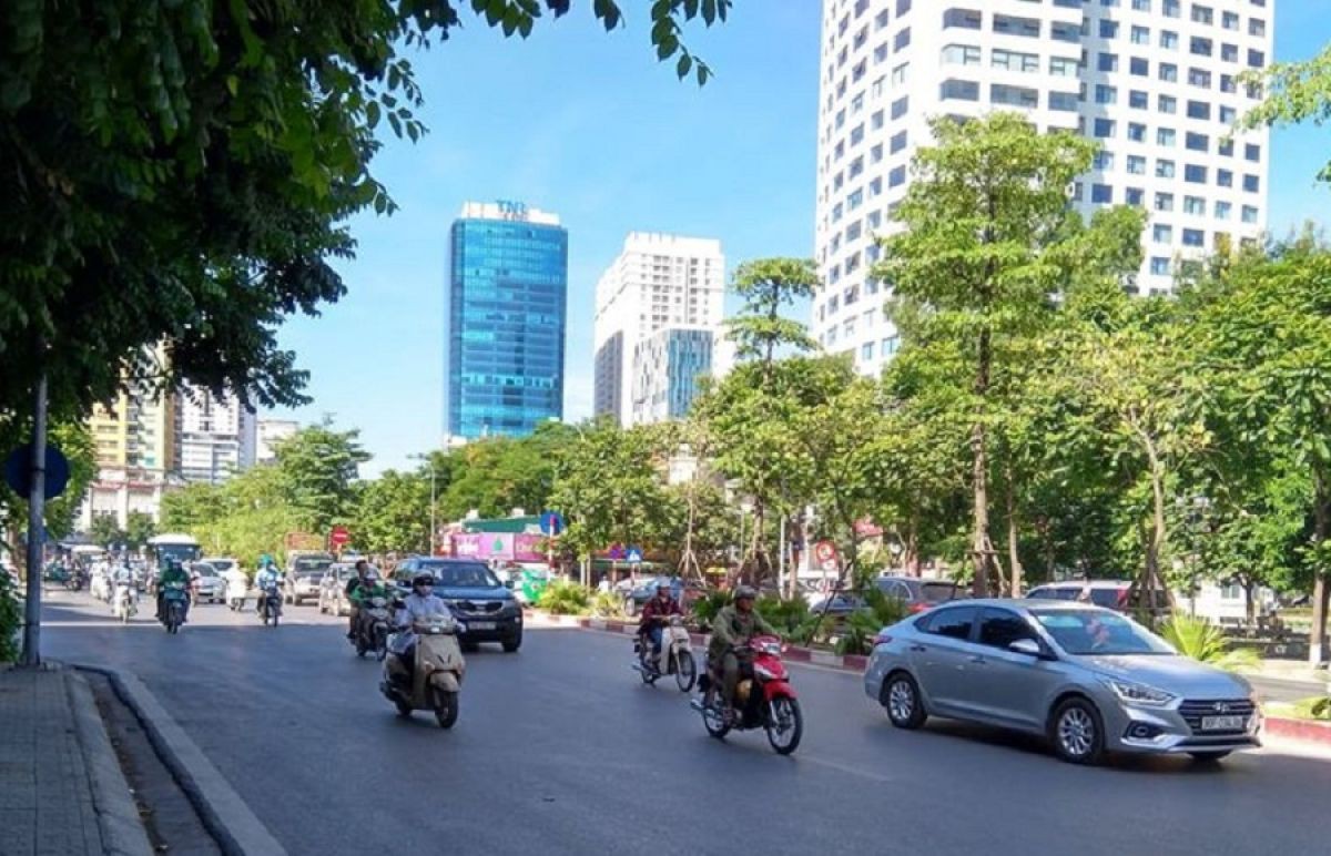 Dự báo thời tiết ngày mai 1/5: Miền Bắc mưa dông diện rộng và chấm dứt đợt nắng nóng kéo dài - Ảnh 2. Dự báo thời tiết ngày mai 1/5: Miền Bắc mưa dông diện rộng và chấm dứt đợt nắng nóng kéo dài - Ảnh 2.