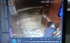 Không ai tin hành động đó là 'nựng'