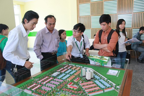 Thu ngân sách từ đất 2 tháng đầu năm giảm đến 76%, Hiệp hội bất động sản TP HCM kiến nghị giữ nguyên hệ số điều chỉnh giá đất - Ảnh 1. Thu ngân sách từ đất 2 tháng đầu năm giảm đến 76%, Hiệp hội bất động sản TP HCM kiến nghị giữ nguyên hệ số điều chỉnh giá đất - Ảnh 1.