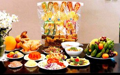 Mâm cỗ cúng Thanh minh trang nghiêm, đủ đầy với các món mặn truyền thống