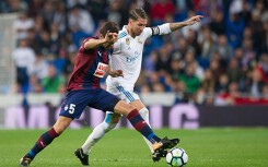 Real Madrid vs Eibar: Benzema 'lên đồng', Real lội ngược dòng, ngăn ngừa khủng hoảng