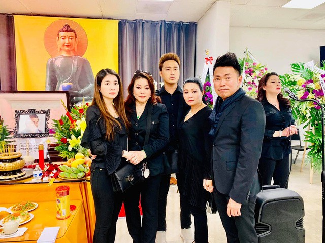 Sao Việt hôm nay (7/4): Dàn nghệ sĩ nghẹn ngào đến viếng lễ tang Anh Vũ tại Mỹ, Trang Anna tố bạn trai cũ bội bạc - Ảnh 1. Sao Việt hôm nay (7/4): Dàn nghệ sĩ nghẹn ngào đến viếng lễ tang Anh Vũ tại Mỹ, Trang Anna tố bạn trai cũ bội bạc - Ảnh 1.