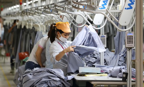 Công nhân may Việt Nam thường đối mặt tình trạng quấy rối tình dục - Ảnh 1. Công nhân may Việt Nam thường đối mặt tình trạng quấy rối tình dục - Ảnh 1.