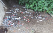 Khi bị phơi nhiễm HIV, chúng ta cần phải làm gì đầu tiên?