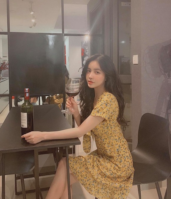 Bất ngờ với hành trình lột xác, vịt hóa thiên nga của hot girl Trang Anna - Ảnh 5. Bất ngờ với hành trình lột xác, vịt hóa thiên nga của hot girl Trang Anna - Ảnh 5.