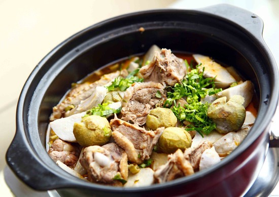 Tối nay ăn gì: Mâm cơm gia đình hoàn hảo cho bữa tối đầu tuần chỉ với một con vịt - Ảnh 4. Tối nay ăn gì: Mâm cơm gia đình hoàn hảo cho bữa tối đầu tuần chỉ với một con vịt - Ảnh 4.