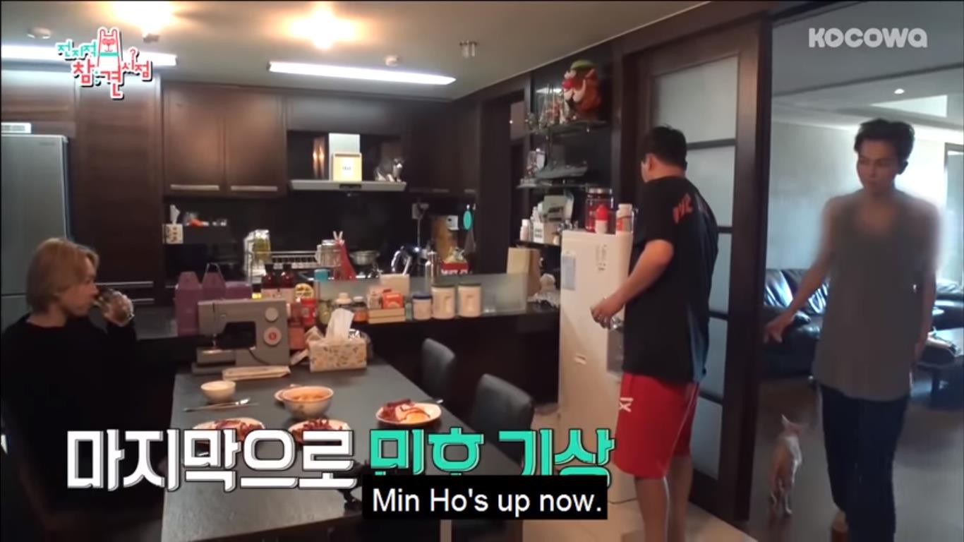 4 nhóm nhạc nổi tiếng Kpop vẫn sống chung một nhà dù sở hữu thu nhập khủng - Ảnh 17. 4 nhóm nhạc nổi tiếng Kpop vẫn sống chung một nhà dù sở hữu thu nhập khủng - Ảnh 17.