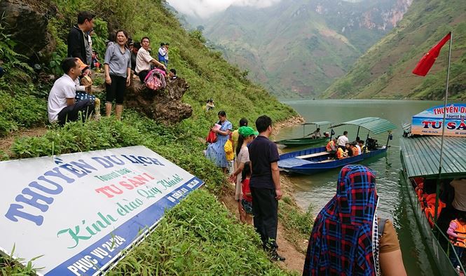 Hành trình khám phá Tu Sản - hẻm vực kỳ vĩ nhất Đông Nam Á - Ảnh 2.