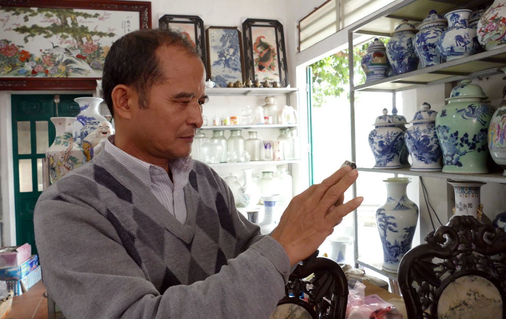 Chuyện chưa kể về ngôi làng có các đại gia buôn đồ cổ kín tiếng - Ảnh 1. Chuyện chưa kể về ngôi làng có các đại gia buôn đồ cổ kín tiếng - Ảnh 1.