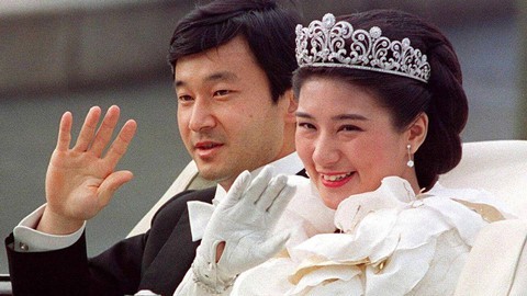 Nhật hoàng sắp lên ngôi và những lần phá vỡ truyền thống hoàng gia - Ảnh 3. Nhật hoàng sắp lên ngôi và những lần phá vỡ truyền thống hoàng gia - Ảnh 3.