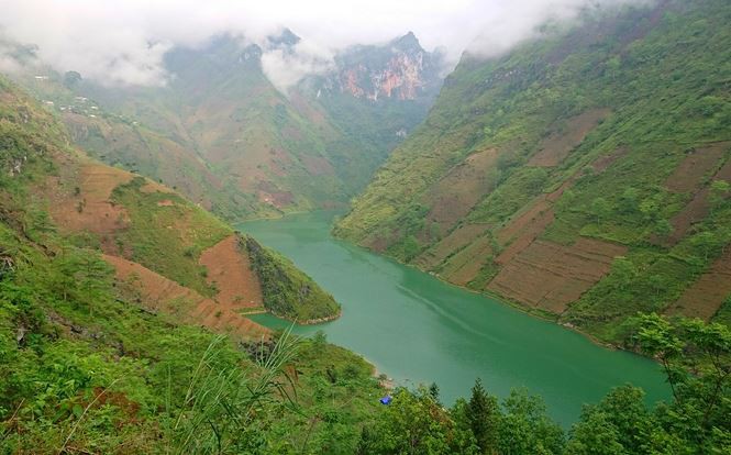 Hành trình khám phá Tu Sản - hẻm vực kỳ vĩ nhất Đông Nam Á - Ảnh 7.