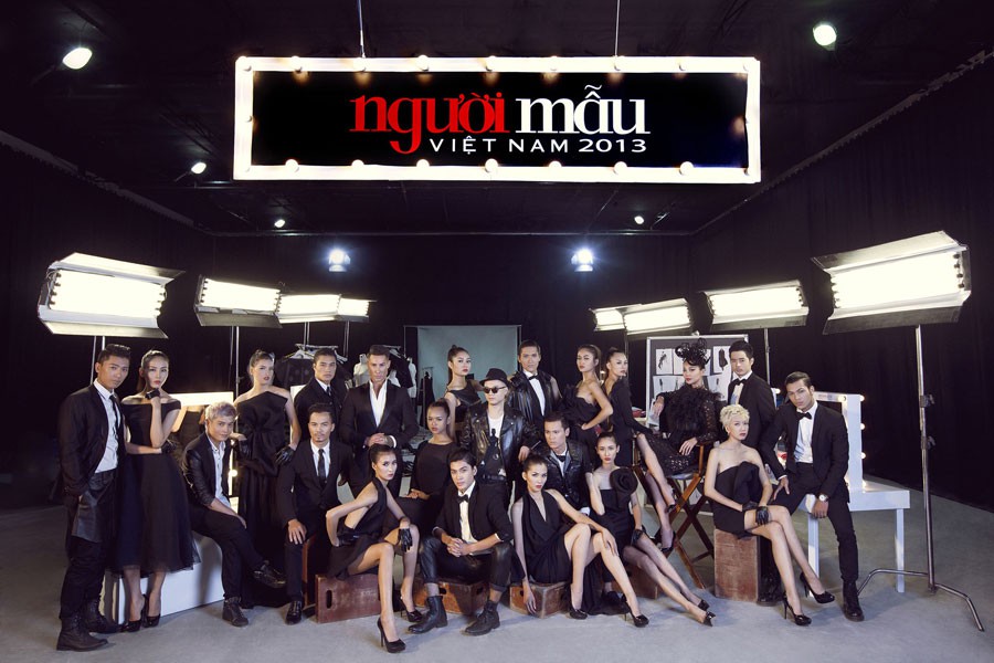 Nhìn lại poster ấn tượng của 8 mùa Vietnams Next Top Model và hé lộ điều bất ngờ ở mùa thứ 9 - Ảnh 4.