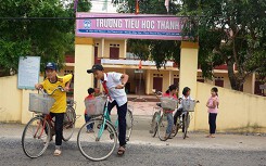 Thầy giáo tiếng Anh phủ nhận chuyện không giảng bài