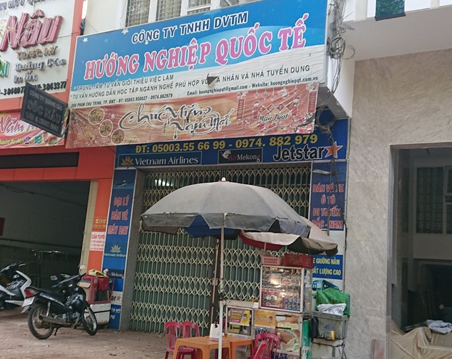 Bắt tạm giam giám đốc lừa đảo chạy việc - Ảnh 1. Bắt tạm giam giám đốc lừa đảo chạy việc - Ảnh 1.