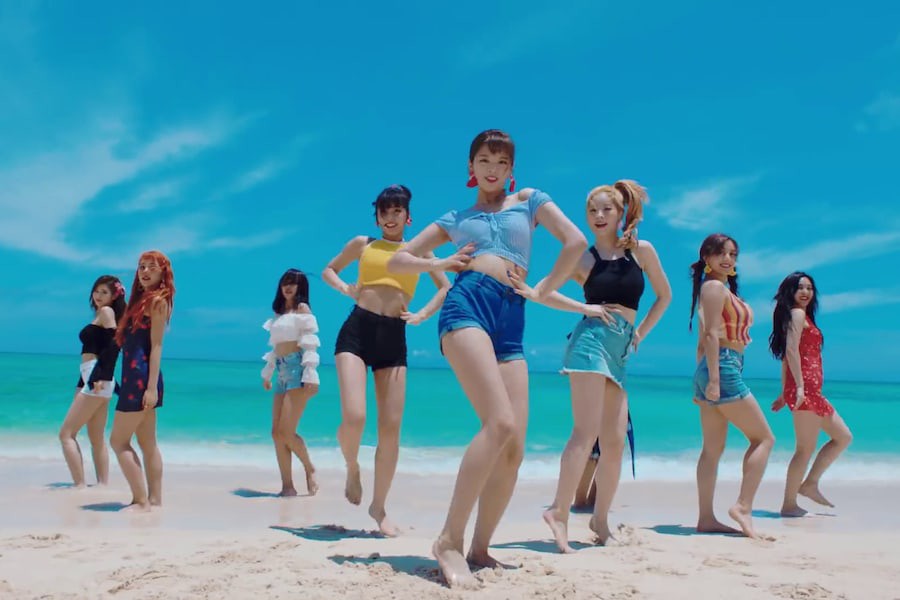 Điểm danh 8 bản hit Kpop nghe hoài không chán khiến fan phát cuồng mỗi dịp hè về - Ảnh 2.