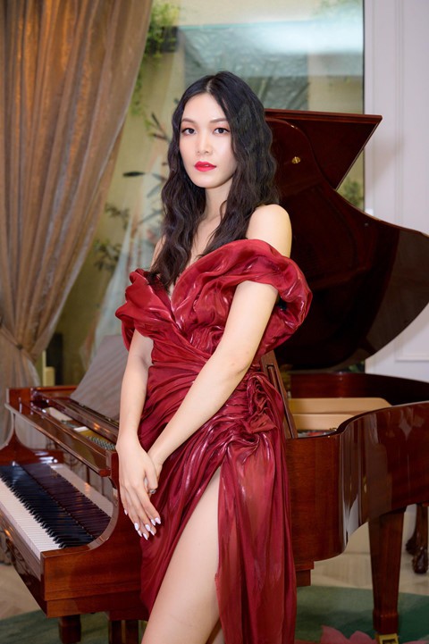 Thùy Dung: ‘Tôi đau về thể xác, tinh thần vì người yêu quá ghen tuông - Ảnh 5. Thùy Dung: ‘Tôi đau về thể xác, tinh thần vì người yêu quá ghen tuông - Ảnh 5.