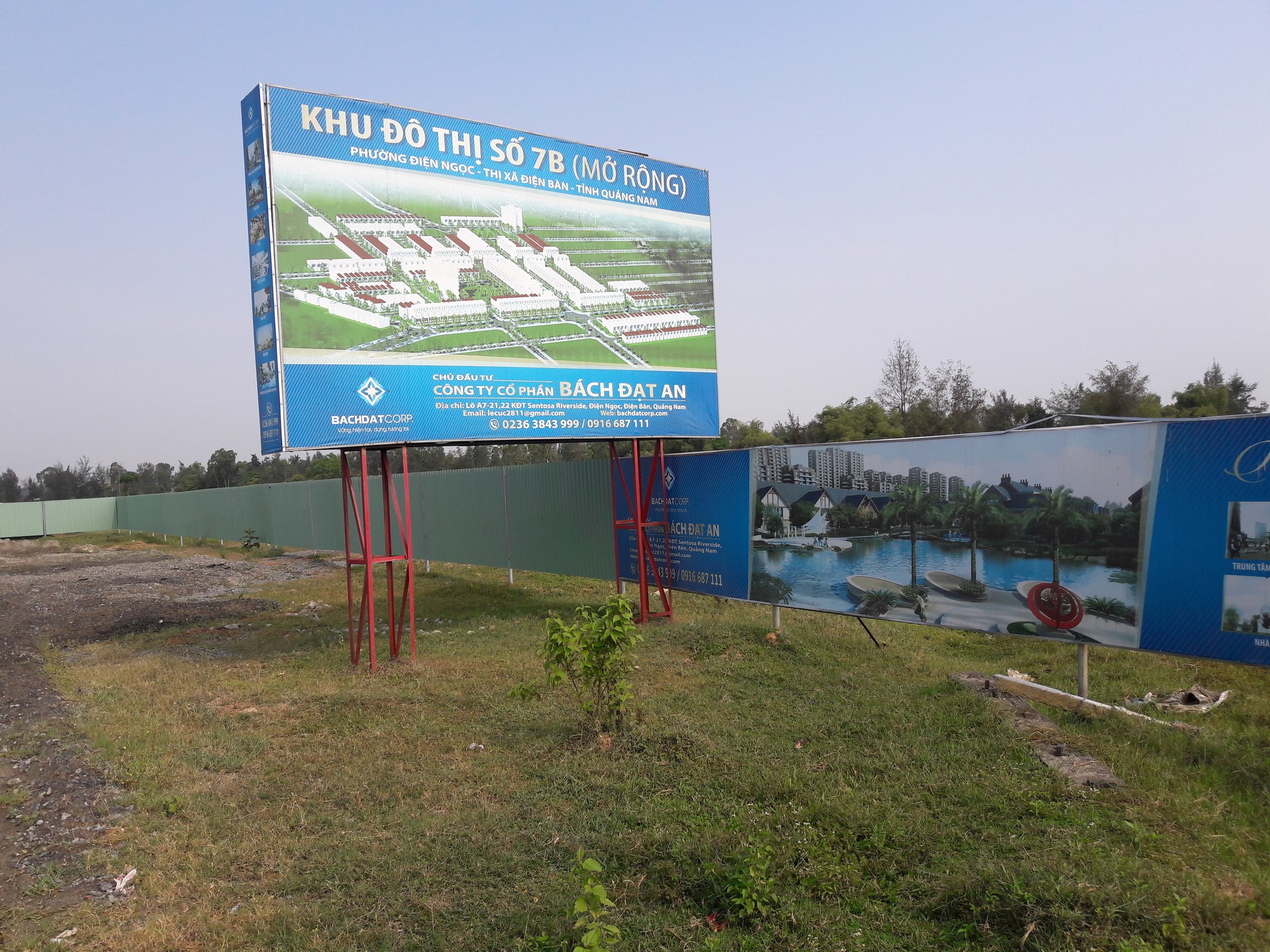 Dân kí hợp đồng góp vốn nhưng kéo nhau đi đòi sổ đỏ mua đất Bách Đạt An ở Quảng Nam - Ảnh 2. Dân kí hợp đồng góp vốn nhưng kéo nhau đi đòi sổ đỏ mua đất Bách Đạt An ở Quảng Nam - Ảnh 2.