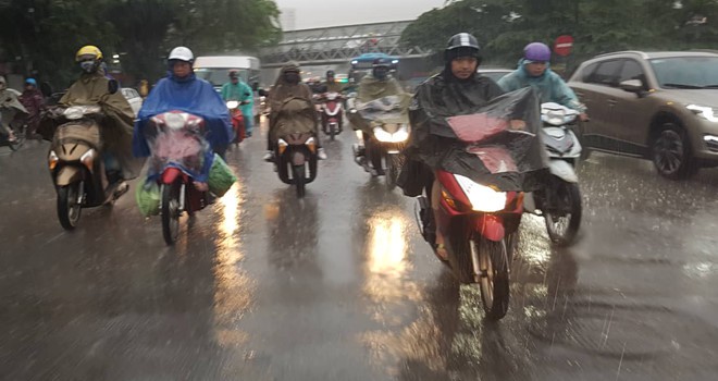 Dự báo thời tiết hôm nay 11/5/2019: Nam bộ mưa to từ chiều đến đêm - Ảnh 1. Dự báo thời tiết hôm nay 11/5/2019: Nam bộ mưa to từ chiều đến đêm - Ảnh 1.