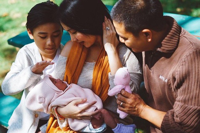 Út Ráng Kim Hiền: Từ nỗi đau bị chồng phản bội sau 2 tháng mặc áo cô dâu tới niềm hạnh phúc tìm thấy hoàng tử của đời mình sau 2 lần đò - Ảnh 5. Út Ráng Kim Hiền: Từ nỗi đau bị chồng phản bội sau 2 tháng mặc áo cô dâu tới niềm hạnh phúc tìm thấy hoàng tử của đời mình sau 2 lần đò - Ảnh 5.