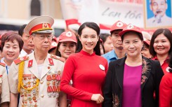 Nhã Phương vinh dự trở thành đại sứ của tháng Nhân đạo Quốc gia