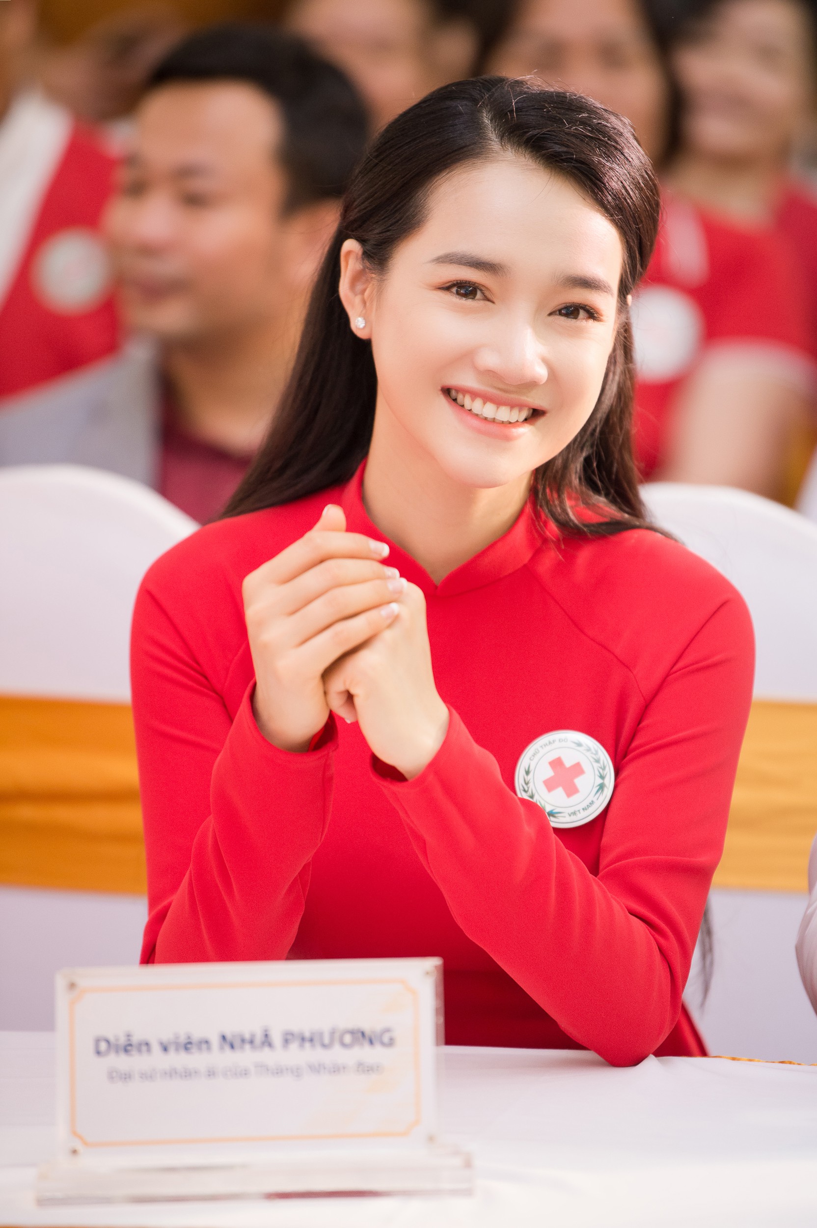 Nhã Phương vinh dự trở thành đại sứ của tháng Nhân đạo Quốc gia - Ảnh 1. Nhã Phương vinh dự trở thành đại sứ của tháng Nhân đạo Quốc gia - Ảnh 1.