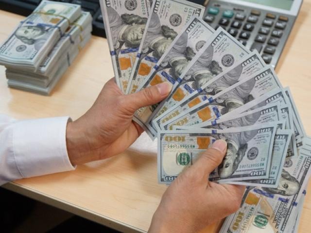 Giá USD hôm nay 13/5: Tiếp tục bi quan  - Ảnh 2.