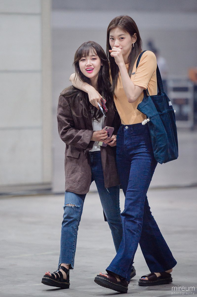 Kpop hiếm có cặp đôi bách hợp nào được các fan ghép đôi mãnh liệt như thế này - Ảnh 8. Kpop hiếm có cặp đôi bách hợp nào được các fan ghép đôi mãnh liệt như thế này - Ảnh 8.
