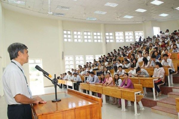 Bỏ quy định yêu cầu nghiệp vụ sư phạm với giảng viên ĐH,CĐ - Ảnh 1. Bỏ quy định yêu cầu nghiệp vụ sư phạm với giảng viên ĐH,CĐ - Ảnh 1.