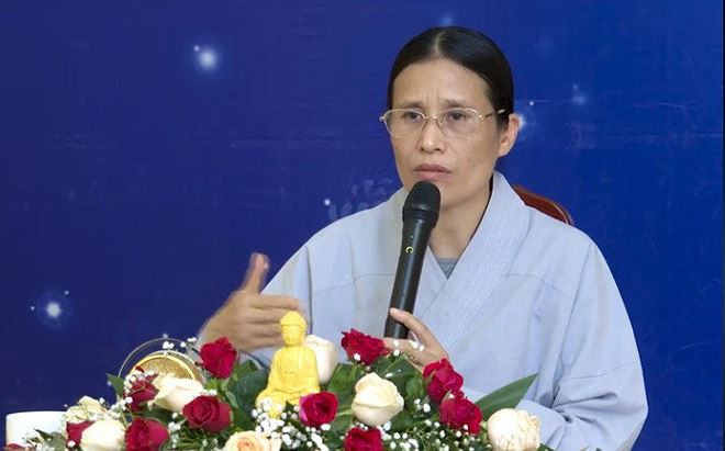 Bà Phạm Thị Yến lại đăng đàn thuyết giảng: Thách thức dư luận? - Ảnh 1. Bà Phạm Thị Yến lại đăng đàn thuyết giảng: Thách thức dư luận? - Ảnh 1.