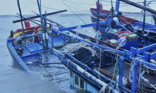 Cảnh cáo Phó chủ tịch UBND TP Tuy Hòa vì bán cát trái luật - Ảnh 1. Cảnh cáo Phó chủ tịch UBND TP Tuy Hòa vì bán cát trái luật - Ảnh 1.